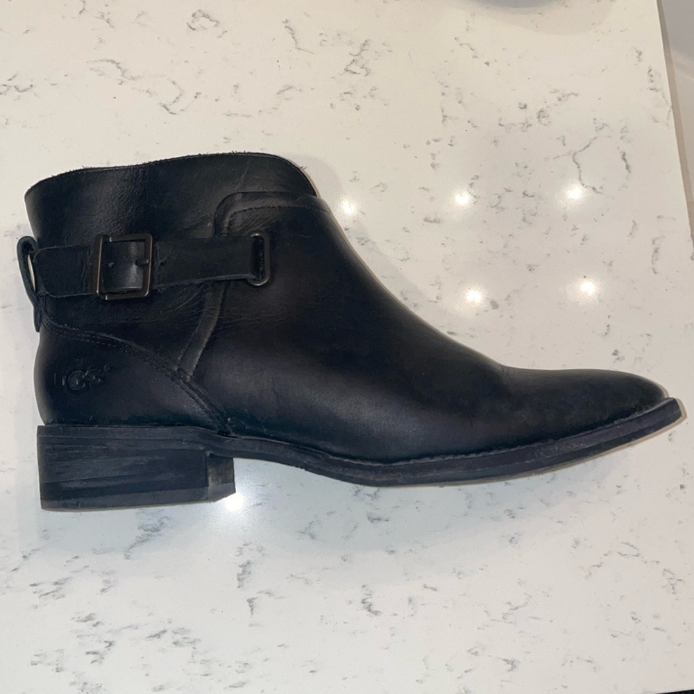 Ugg leather booties. Size 8 slightly worn.